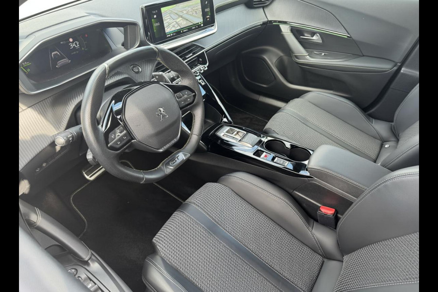Peugeot 2008 1.2 PT 130 EAT8 GT | Adaptive cruise | Stoelverwarming | Prijs is rijklaar
