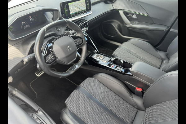 Peugeot 2008 1.2 PT 130 EAT8 GT | Adaptive cruise | Stoelverwarming | Prijs is rijklaar