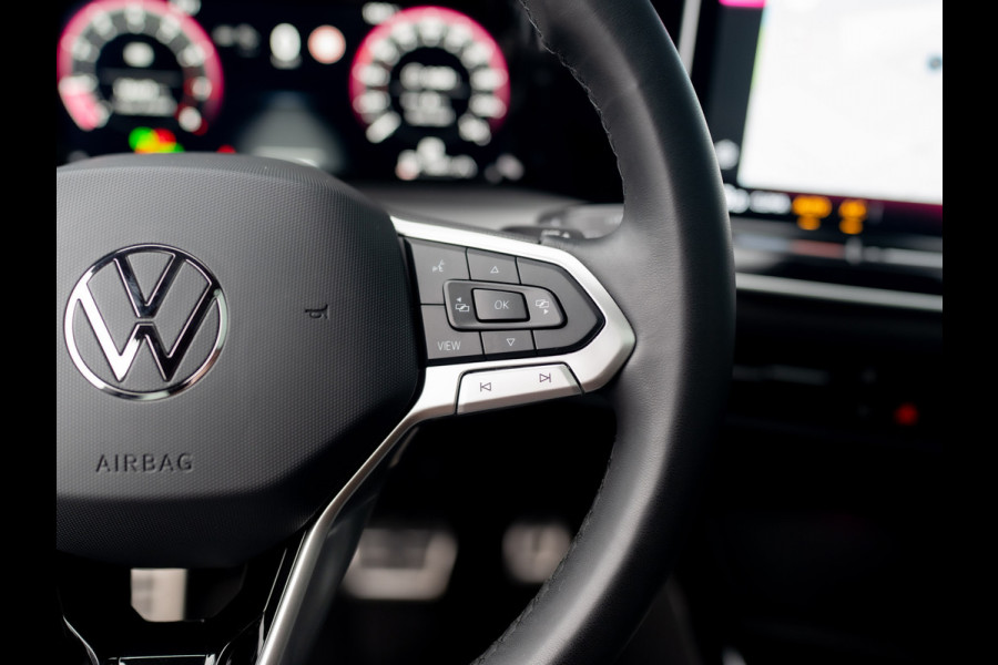 Volkswagen Golf 1.5 eTSI 50 Edition | Panodak | Trekhaak wegkl. | Stoelgeheugen | Head Up | IQ Light | Prijs Rijklaar!!