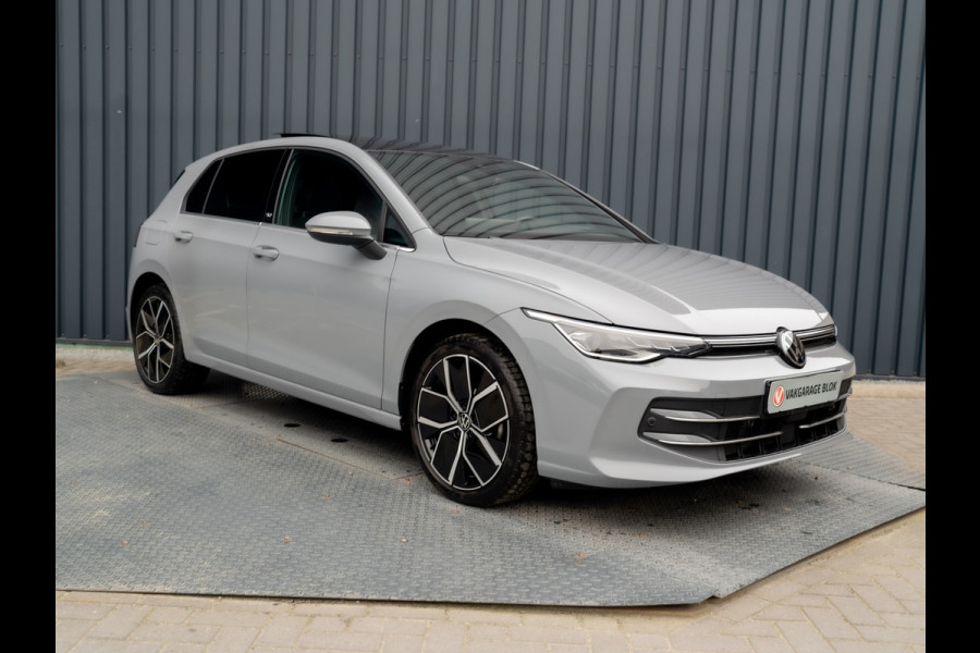 Volkswagen Golf 1.5 eTSI 50 Edition | Panodak | Trekhaak wegkl. | Stoelgeheugen | Head Up | IQ Light | Prijs Rijklaar!!