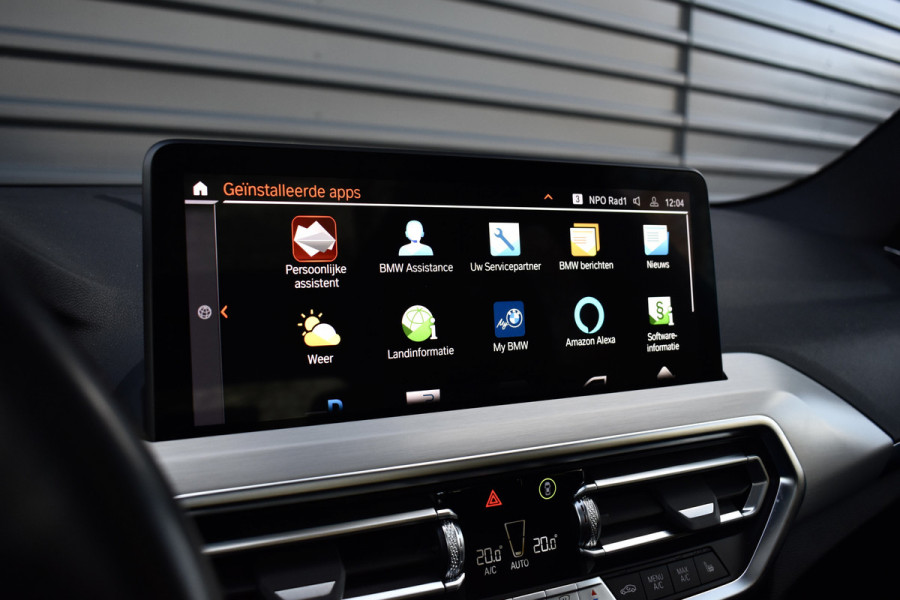 BMW X3 xDrive30e M Sport Shadow | Pano | ACC | Elek. Trekhaak | Camera | Live Cockpit Pro | 20'' Wielen |