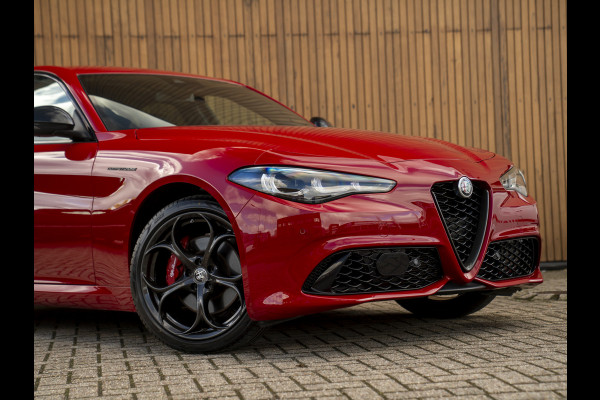 Alfa Romeo Giulia 2.0T GME AWD Competizione 280pk | Q-velgen | Harman/Kardon | Adapt. cruise | Veloce stoelen