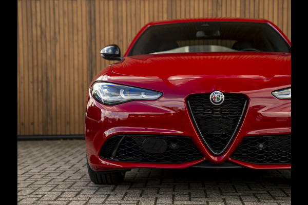 Alfa Romeo Giulia 2.0T GME AWD Competizione 280pk | Q-velgen | Harman/Kardon | Adapt. cruise | Veloce stoelen