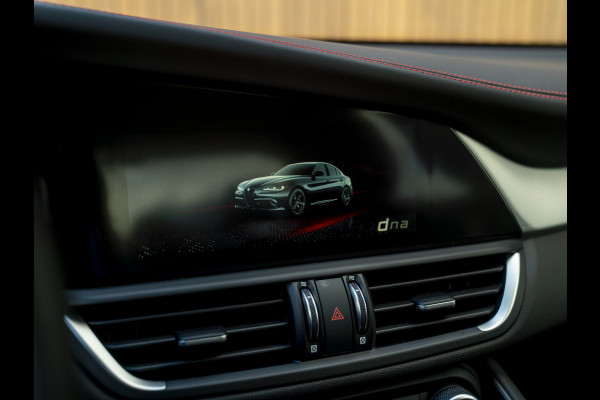 Alfa Romeo Giulia 2.0T GME AWD Competizione 280pk | Q-velgen | Harman/Kardon | Adapt. cruise | Veloce stoelen