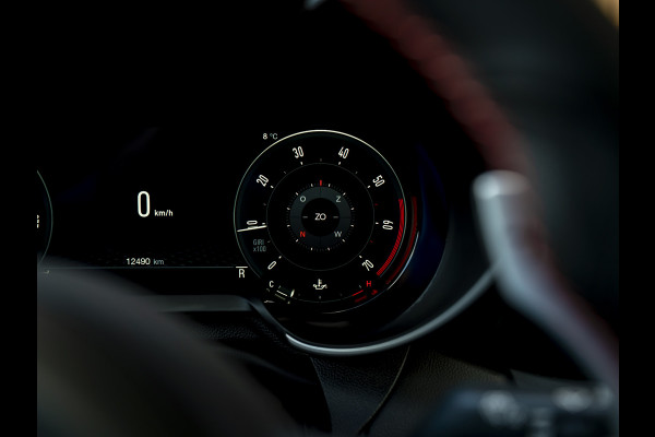 Alfa Romeo Giulia 2.0T GME AWD Competizione 280pk | Q-velgen | Harman/Kardon | Adapt. cruise | Veloce stoelen