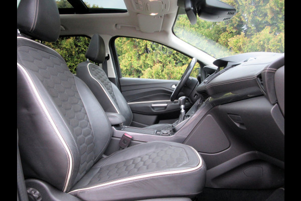 Ford Kuga 1.5 EcoBoost Vignale *Trekhaak 2000 kg geremd*