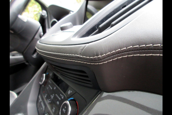 Ford Kuga 1.5 EcoBoost Vignale *Trekhaak 2000 kg geremd*