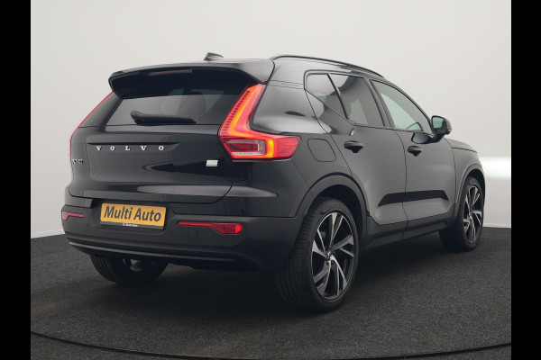 Volvo XC40 T5 Recharge R-Design PHEV 263pk Dealer O.H. | Trekhaak Af Fabriek | Adaptive Cruise | Harman / Kardon | 360 Camera | Lederen Sportstoelen Memory & Verwarmd | Apple Carplay | Stuur Verwarmd | Keyless | Blis | Navigatie | DAB | Plug In Hybrid