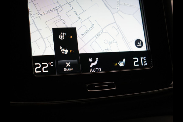 Volvo XC40 T5 Recharge R-Design PHEV 263pk Dealer O.H. | Trekhaak Af Fabriek | Adaptive Cruise | Harman / Kardon | 360 Camera | Lederen Sportstoelen Memory & Verwarmd | Apple Carplay | Stuur Verwarmd | Keyless | Blis | Navigatie | DAB | Plug In Hybrid