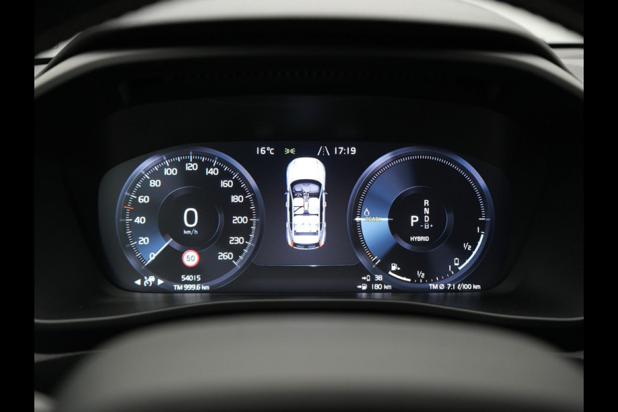 Volvo XC40 T5 Recharge R-Design PHEV 263pk Dealer O.H. | Trekhaak Af Fabriek | Adaptive Cruise | Harman / Kardon | 360 Camera | Lederen Sportstoelen Memory & Verwarmd | Apple Carplay | Stuur Verwarmd | Keyless | Blis | Navigatie | DAB | Plug In Hybrid