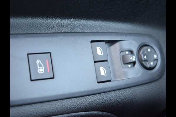 Citroën E-Berlingo 136 L1 50 kWh WARMTEPOMP | HOUTEN BETIMMERING | PARKEERCAMERA | DEMO