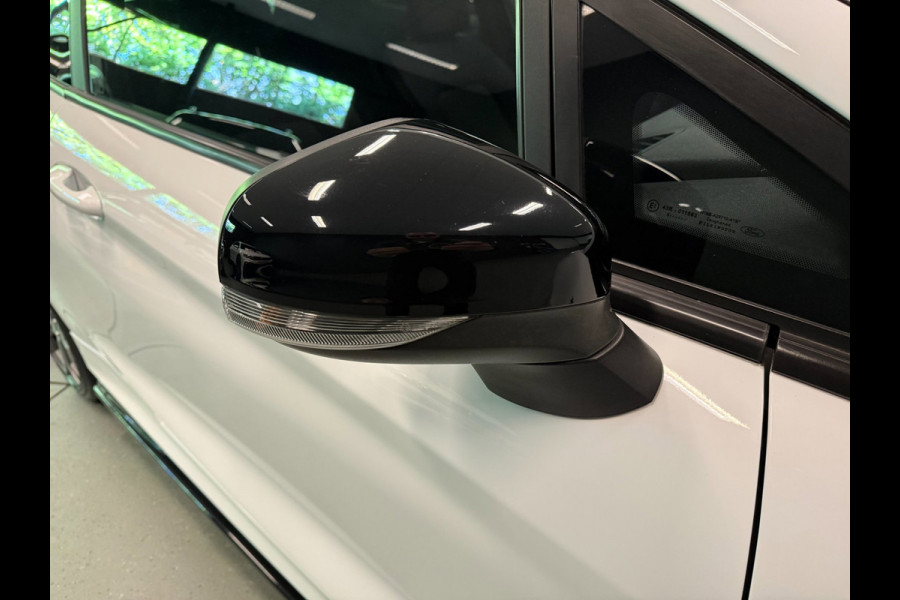 Ford Fiesta 1.0 EcoBoost ST-Line 125PK PANO/NAVI/CAM/ECC/PDC/DAB/CARPLAY//