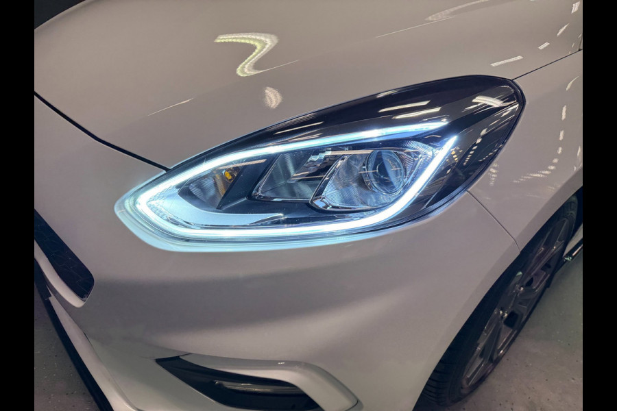 Ford Fiesta 1.0 EcoBoost ST-Line 125PK PANO/NAVI/CAM/ECC/PDC/DAB/CARPLAY//