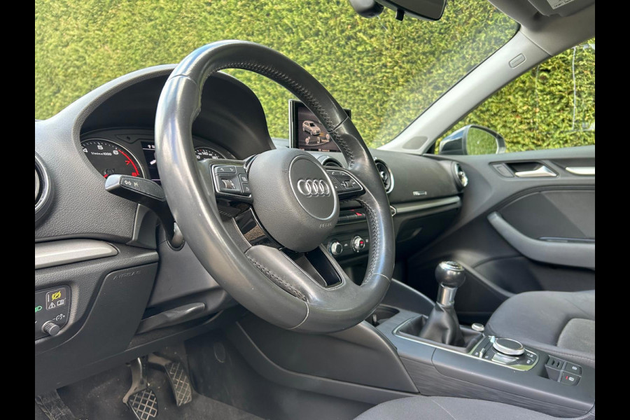 Audi A3 Sportback 1.0 TFSI Design 17Inch BTW-Verrekenbaar RIJKLAAR