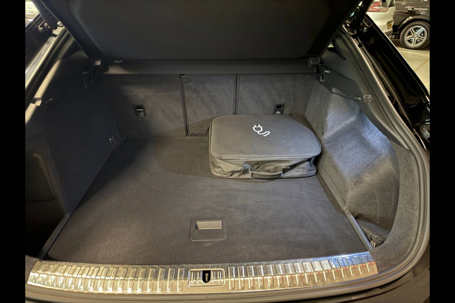 Audi Q3 Sportback 45 TFSI e 3X S-LINE BLACK-LINE 20''RS SOH-TEST/NAVI/DAB/CARPLAY/CAM/KEY-LESS/V-COCKPIT/LED//