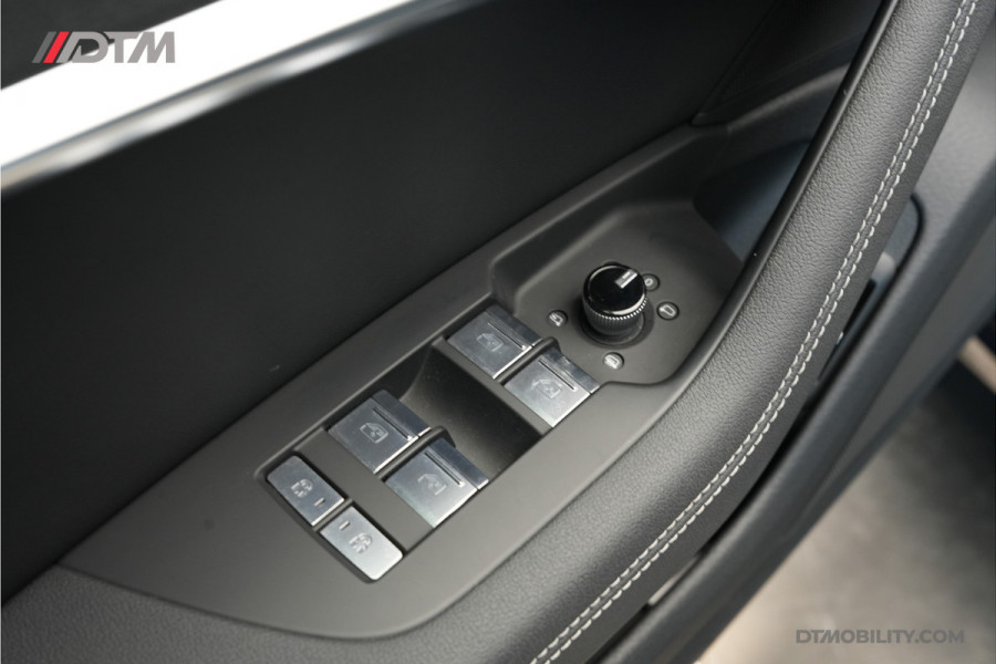 Audi A6 Limousine 55TFSIe Quattro Competition | Panoramadak | Leder | 360