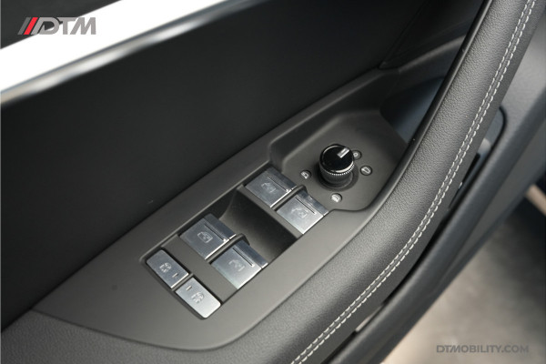 Audi A6 Limousine 55TFSIe Quattro Competition | Panoramadak | Leder | 360