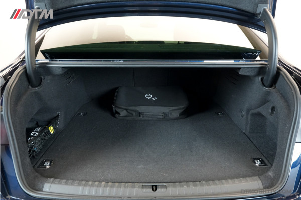 Audi A6 Limousine 55TFSIe Quattro Competition | Panoramadak | Leder | 360