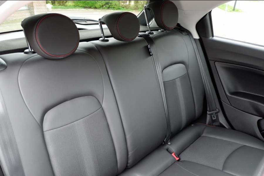 Fiat 500X 1.5 Hybrid Sport / INCL. 12 mnd BOVAG / parkeercamera / Apple Ca