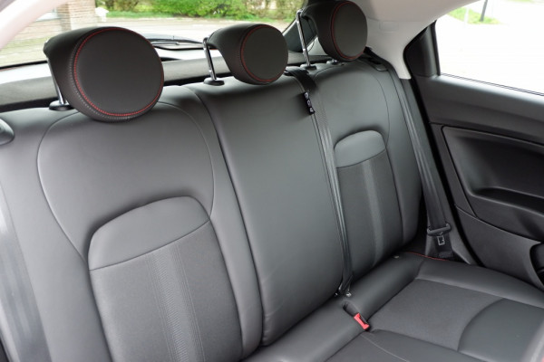 Fiat 500X 1.5 Hybrid Sport / INCL. 12 mnd BOVAG / parkeercamera / Apple Ca