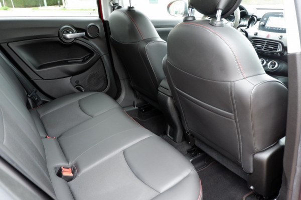 Fiat 500X 1.5 Hybrid Sport / INCL. 12 mnd BOVAG / parkeercamera / Apple Ca