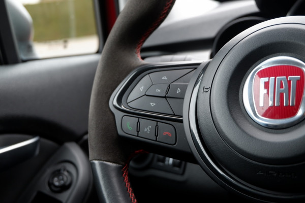 Fiat 500X 1.5 Hybrid Sport / INCL. 12 mnd BOVAG / parkeercamera / Apple Ca