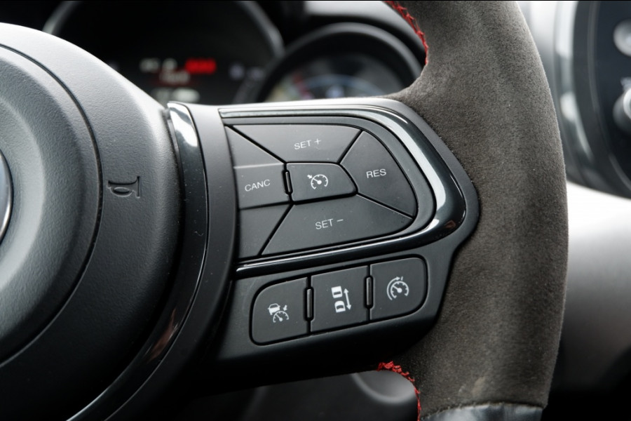 Fiat 500X 1.5 Hybrid Sport / INCL. 12 mnd BOVAG / parkeercamera / Apple Ca