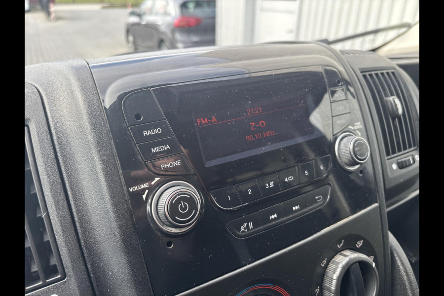 Citroën Jumper 33 2.2 BlueHDi 120 L2H2*3-PERSOONS*TEL*PDC*