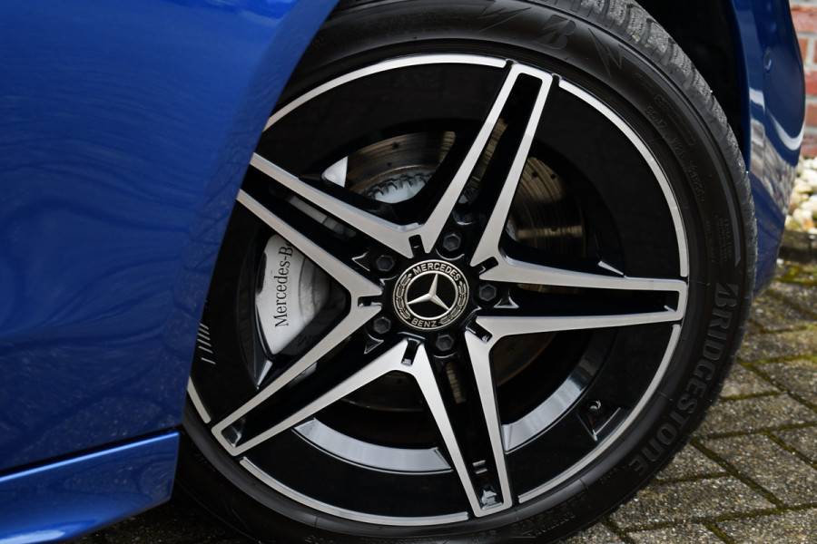 Mercedes-Benz C-Klasse Estate 300 e AMG Line Pano