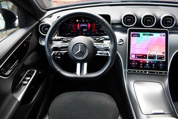 Mercedes-Benz C-Klasse Estate 300 e AMG Line Pano
