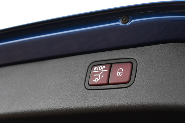 Mercedes-Benz C-Klasse Estate 300 e AMG Line Pano