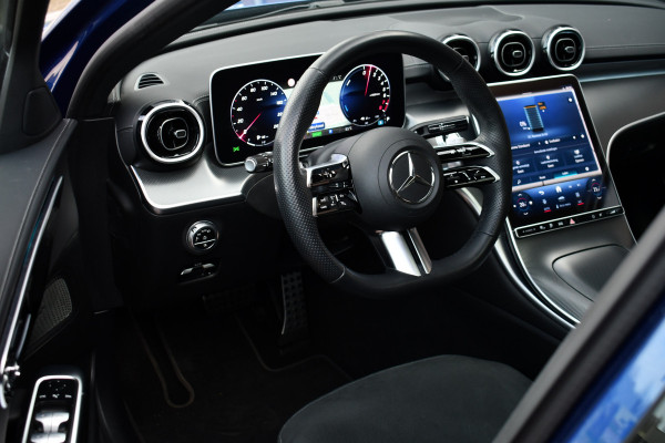 Mercedes-Benz C-Klasse Estate 300 e AMG Line Pano