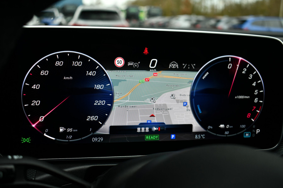 Mercedes-Benz C-Klasse Estate 300 e AMG Line Pano