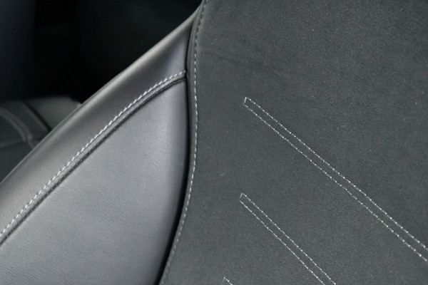 Mercedes-Benz C-Klasse Estate 300 e AMG Line Pano