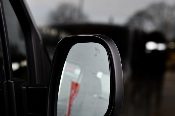 Toyota PROACE CITY Verso 1.2 Turbo Professional Long 7p. HUD, ACC, Camera, CarPlay, Keyless, Dodeh!