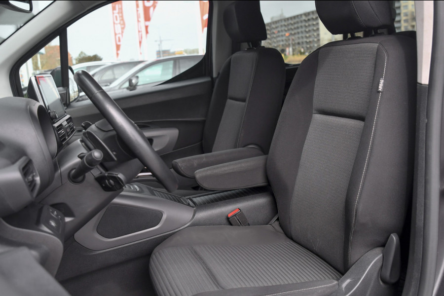 Toyota PROACE CITY Verso 1.2 Turbo Professional Long 7p. HUD, ACC, Camera, CarPlay, Keyless, Dodeh!