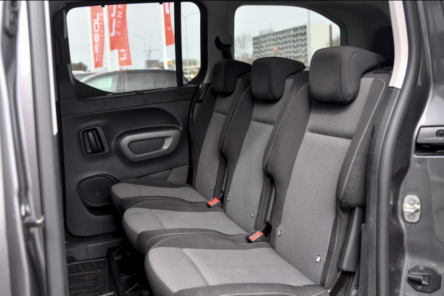 Toyota PROACE CITY Verso 1.2 Turbo Professional Long 7p. HUD, ACC, Camera, CarPlay, Keyless, Dodeh!