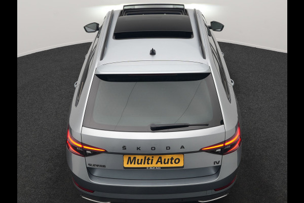 Škoda Superb Combi 1.4 TSI iV Sportline PHEV 218pk Dealer O.H | Panodak | Crystal LED | Camera | Alcantara Sportstoelen Memory & Verwarmd | Cruise Control | Sfeerverlichting | Apple Carplay | Keyless | Navigatie | Virtual | DAB | 19"L.M | Plug In Hybrid |