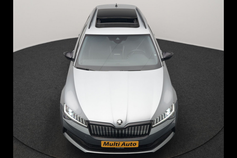 Škoda Superb Combi 1.4 TSI iV Sportline PHEV 218pk Dealer O.H | Panodak | Crystal LED | Camera | Alcantara Sportstoelen Memory & Verwarmd | Cruise Control | Sfeerverlichting | Apple Carplay | Keyless | Navigatie | Virtual | DAB | 19"L.M | Plug In Hybrid |
