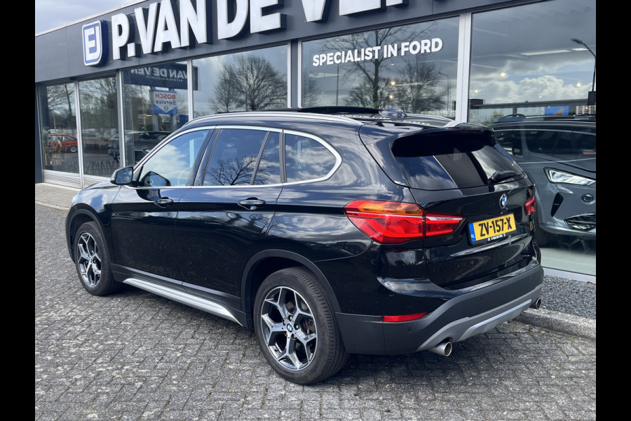 BMW X1 sDrive20i High Executive 192pk/141kW Automaat | Panodak | Afneembare trekhaak | Vol leder | Camera | Elektr. achterklep | Head-Up display | etc. etc.