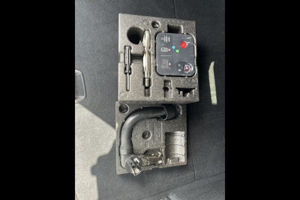 BMW X1 sDrive20i High Executive 192pk/141kW Automaat | Panodak | Afneembare trekhaak | Vol leder | Camera | Elektr. achterklep | Head-Up display | etc. etc.