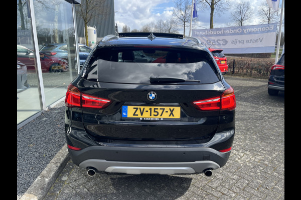 BMW X1 sDrive20i High Executive 192pk/141kW Automaat | Panodak | Afneembare trekhaak | Vol leder | Camera | Elektr. achterklep | Head-Up display | etc. etc.