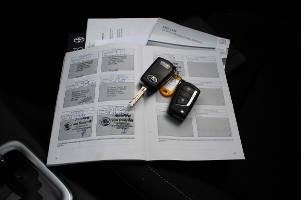 Toyota Hilux 2.4 D-4D 150PK E6 4WD Automaat Double Cab Professional 4x4 ✓ Trekhaak