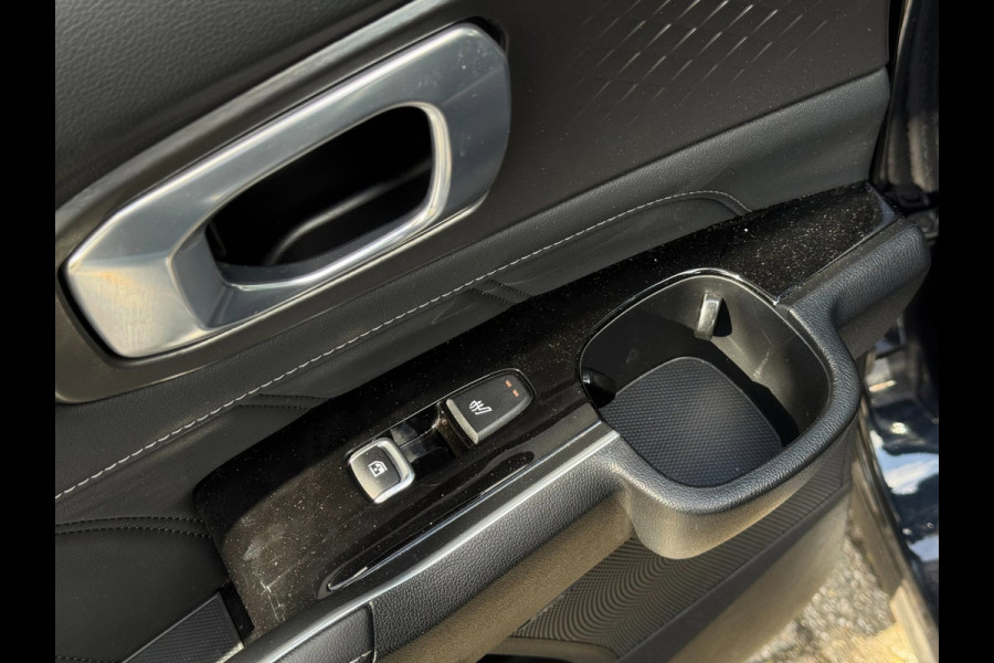 Kia Sorento 1.6 T-GDI Hybrid 2WD ExecutiveLine 5p. | ACC, Pano, Leder, Carplay/Android, Trekhaak, NAP | 1e Eigenaar |