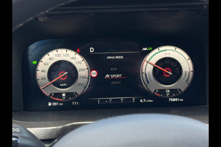 Kia Sorento 1.6 T-GDI Hybrid 2WD ExecutiveLine 5p. | ACC, Pano, Leder, Carplay/Android, Trekhaak, NAP | 1e Eigenaar |