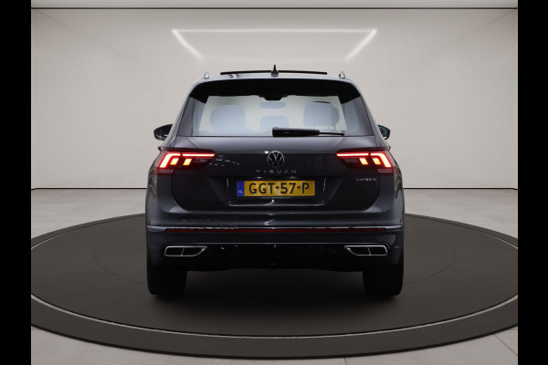 Volkswagen Tiguan 1.4 TSI eHybrid 245 PK R-Line Business, Panoramadak, Winterpakket, Adap. Cruise Control,