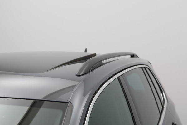 Volkswagen Tiguan 1.4 TSI eHybrid 245 PK R-Line Business, Panoramadak, Winterpakket, Adap. Cruise Control,