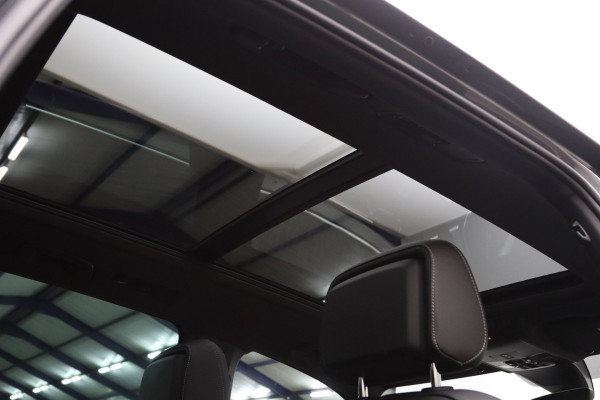 Volkswagen Tiguan 1.4 TSI eHybrid 245 PK R-Line Business, Panoramadak, Winterpakket, Adap. Cruise Control,