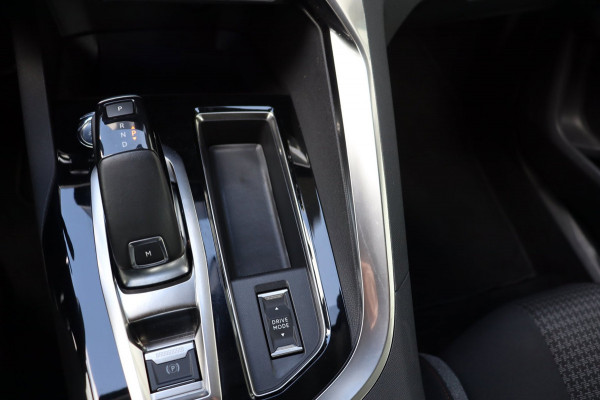 Peugeot 5008 1.2 PT Blue Active org.NL 7-persoons camera nw.model