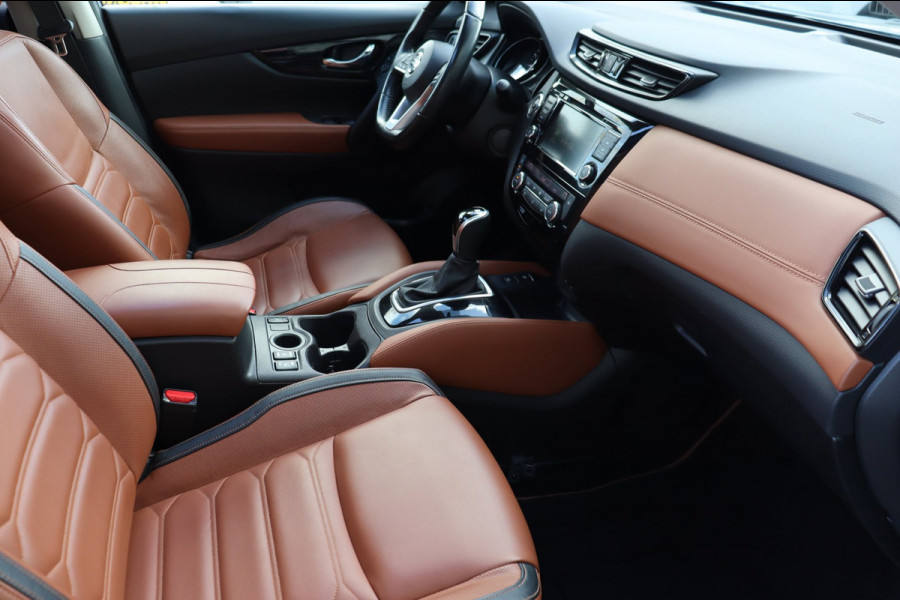 Nissan X-Trail 1.3 DIG-T Bus. org.NL Bose trekhaak el.dak stuur+stoelverw camera el.klep